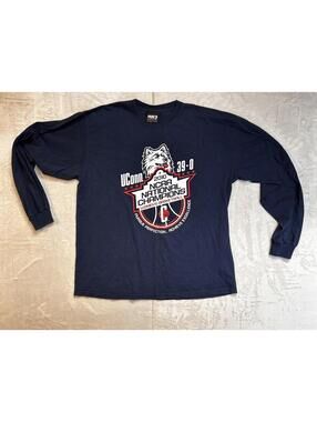 Park 7 UConn 2010 NCAA Women's Basketball Champs Long Sleeve Shirt M